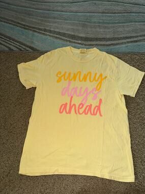 Custom "Sunny Days Ahead" Graphic Tee Shirt Medium